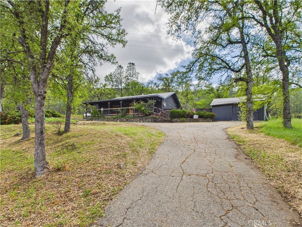 5829 E Whitlock Road Property Photo