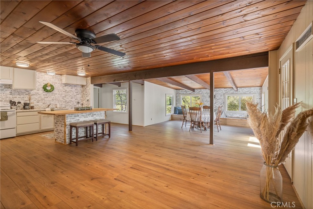 6267 Cobey Lane Property Photo 1