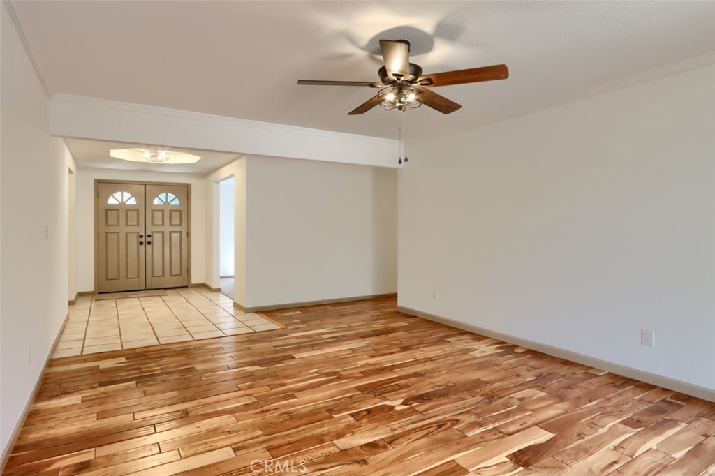 2631 Oak Woods Court Property Photo 7