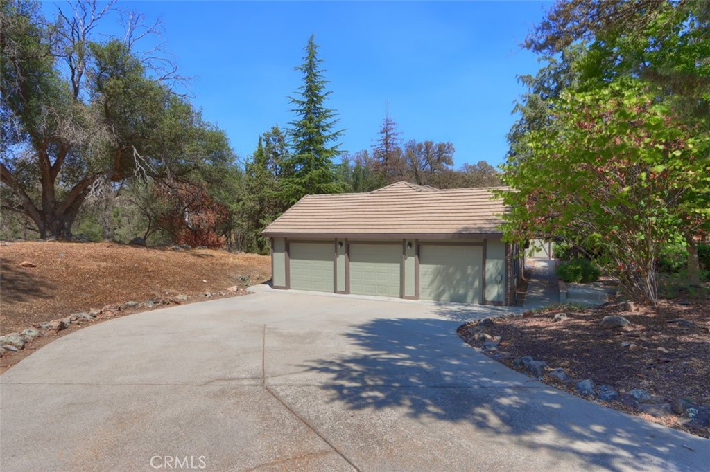 2631 Oak Woods Court Property Photo 64