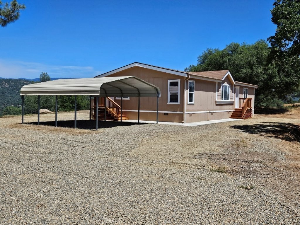 4223 Woodview Lane Property Photo 1