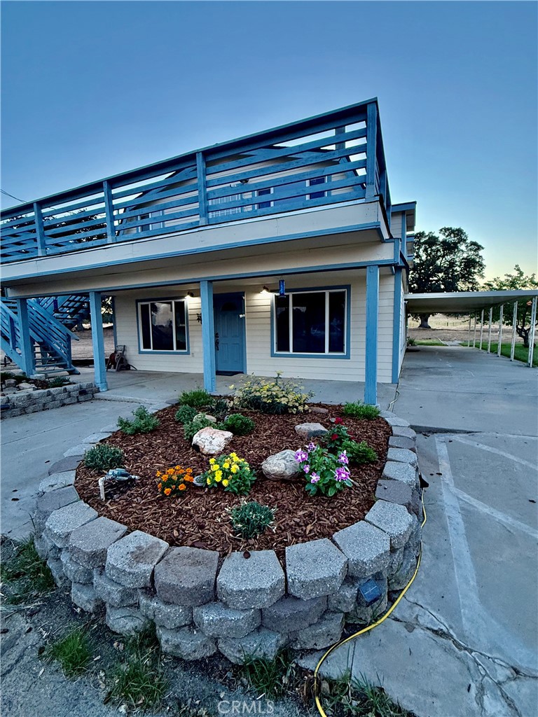 2523 State Highway 140 Property Photo 2