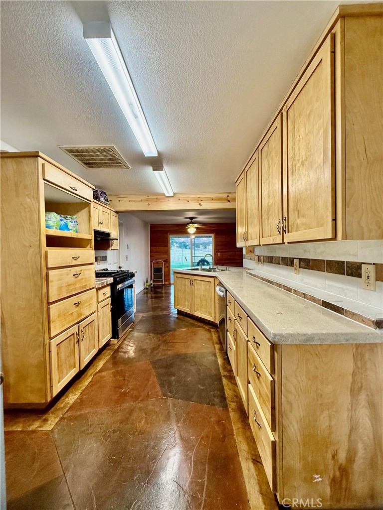 2523 State Highway 140 Property Photo 35