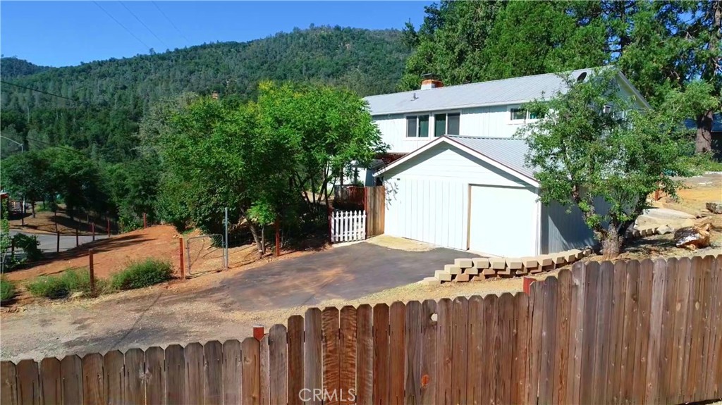 4980 Ponderosa Way