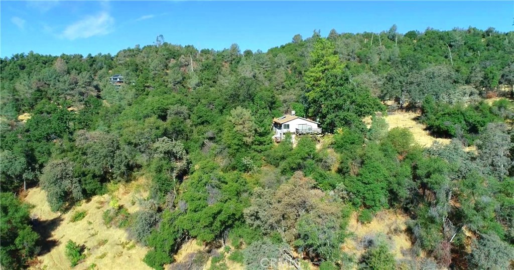 5712 Twin Oaks Property Photo 4