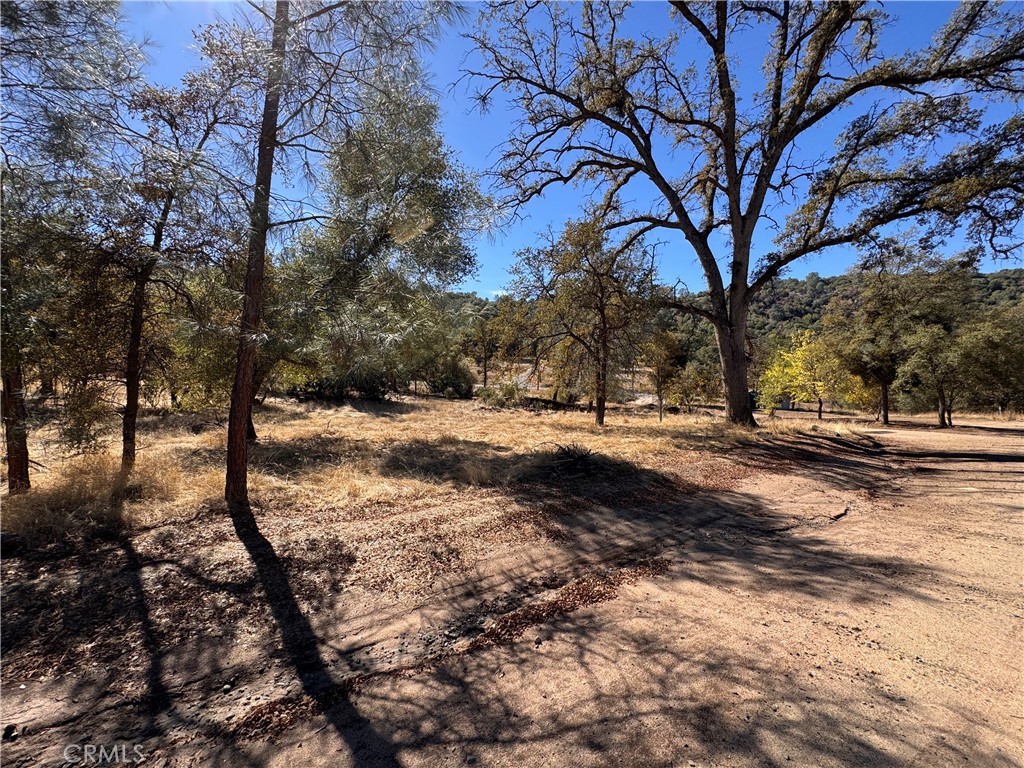 4582 Ashworth Property Photo 2