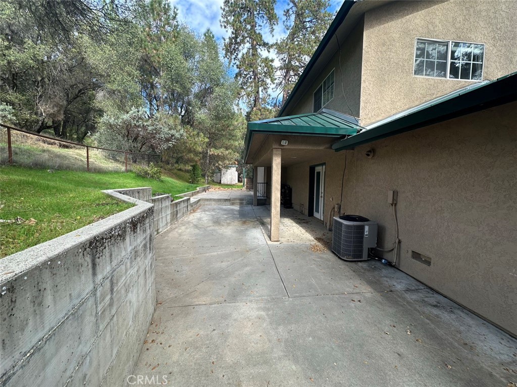 4965 Peak View Road Property Photo 11