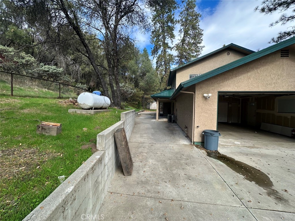 4965 Peak View Road Property Photo 12