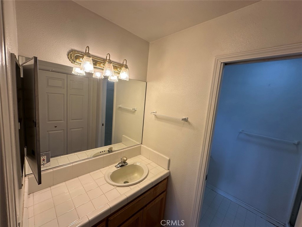 4965 Peak View Road Property Photo 27