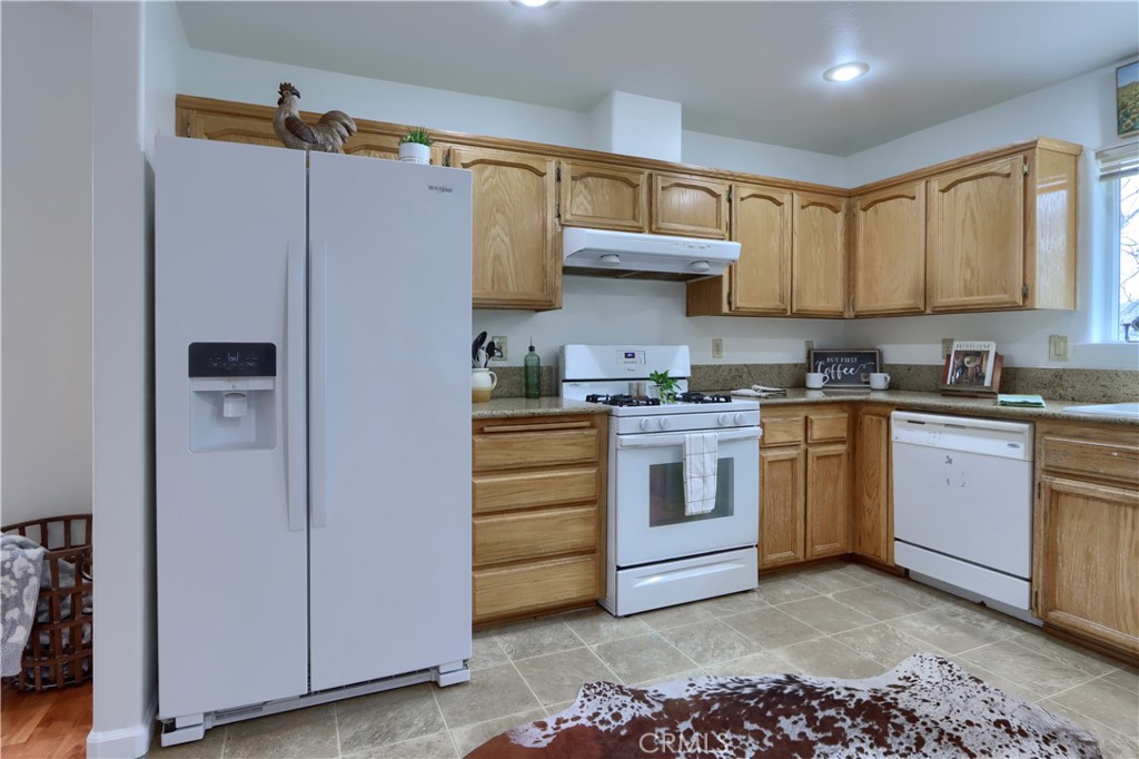 5301 Farfalla Circle Property Photo 17