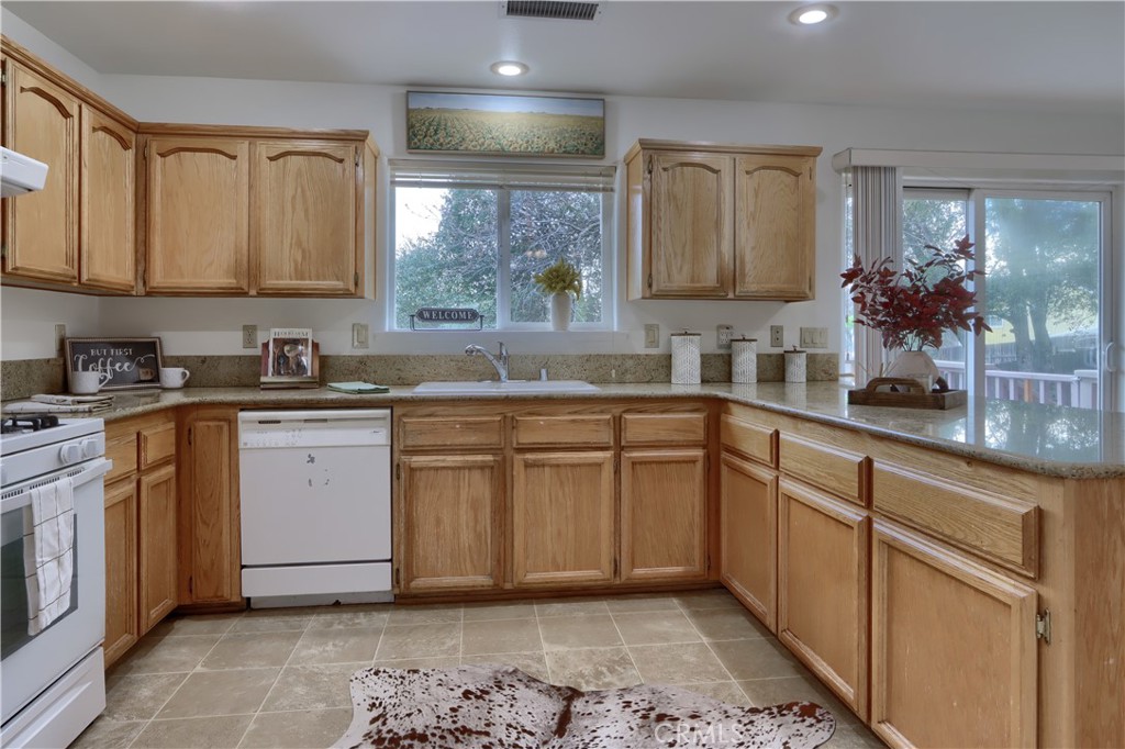 5301 Farfalla Circle Property Photo 19