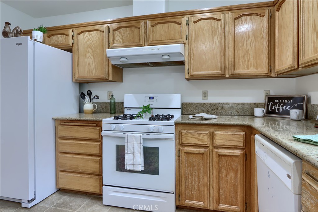 5301 Farfalla Circle Property Photo 20