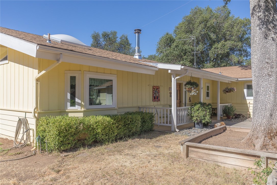 3977 Spring Court Property Photo 5