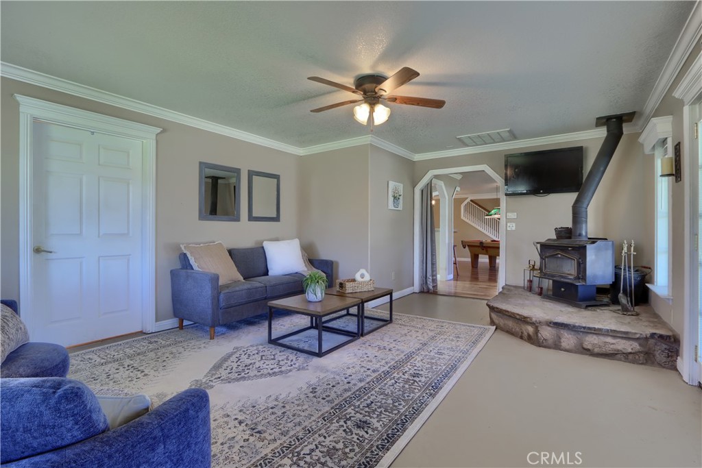 4421 Scrubby Oak Property Photo 5