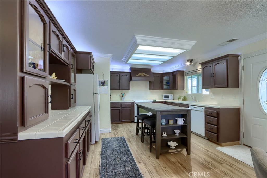 4421 Scrubby Oak Property Photo 7