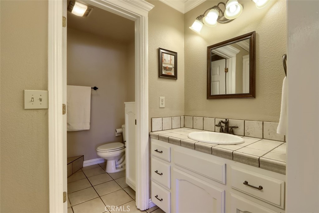 4421 Scrubby Oak Property Photo 30