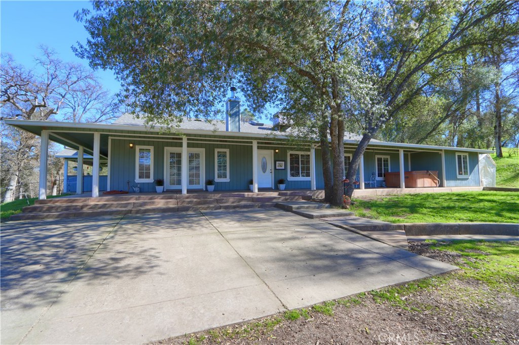 4421 Scrubby Oak Property Photo 35
