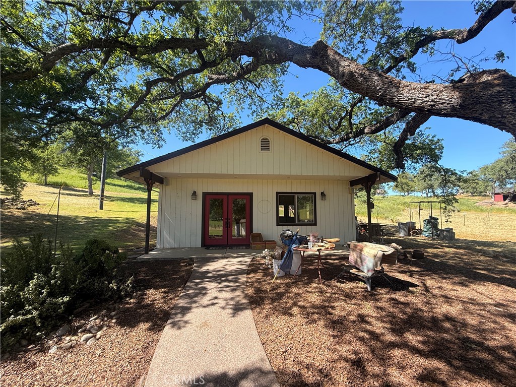 2877 Trower Property Photo 4