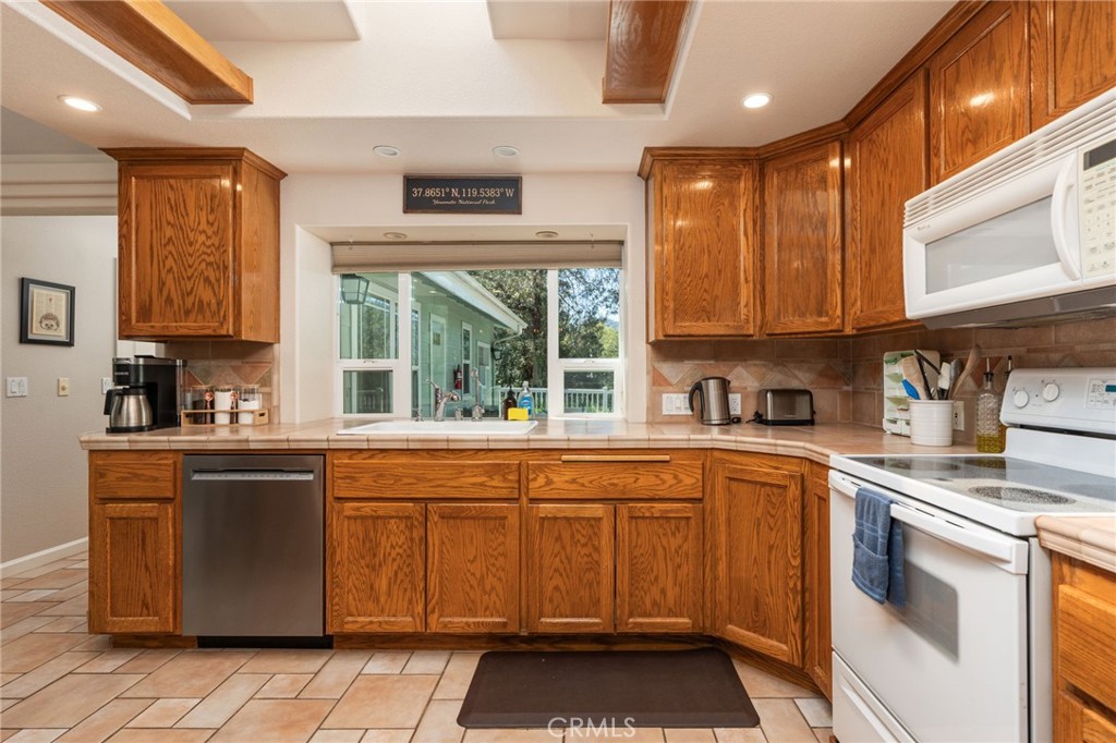 6657 Deer Park Property Photo 18