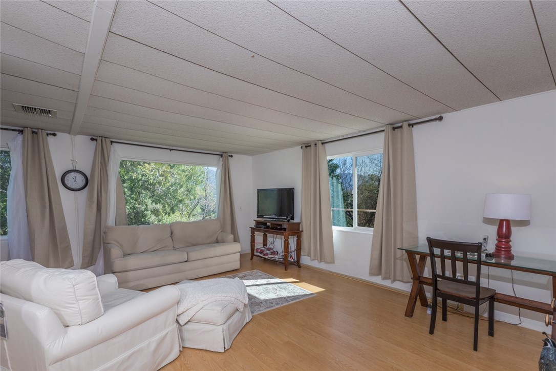 4878 Leonard Road 3 Property Photo 13