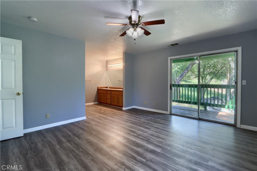 4907 Daffodil Dr Property Photo 24