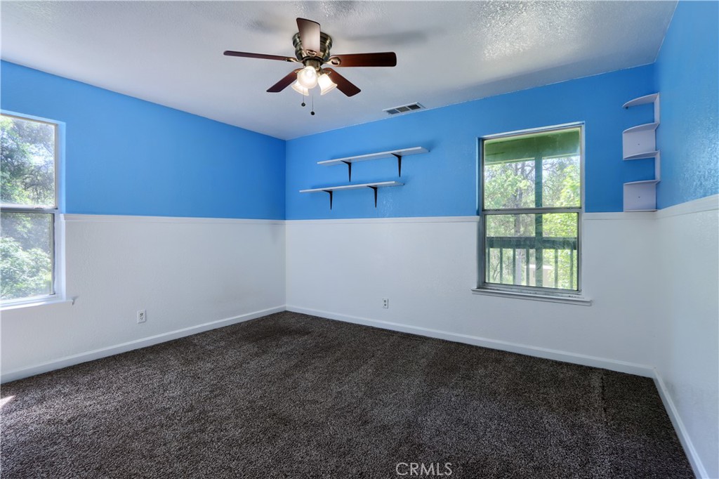 4907 Daffodil Dr Property Photo 32