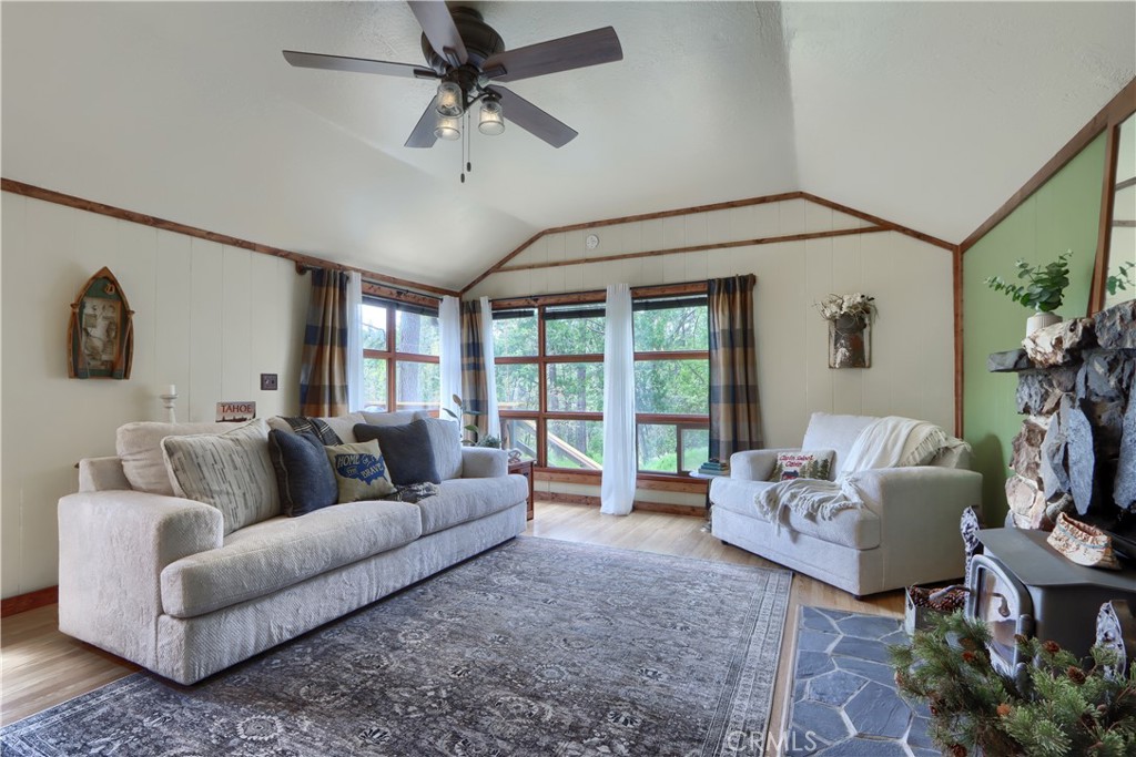 53213 Road 432 Property Photo 13