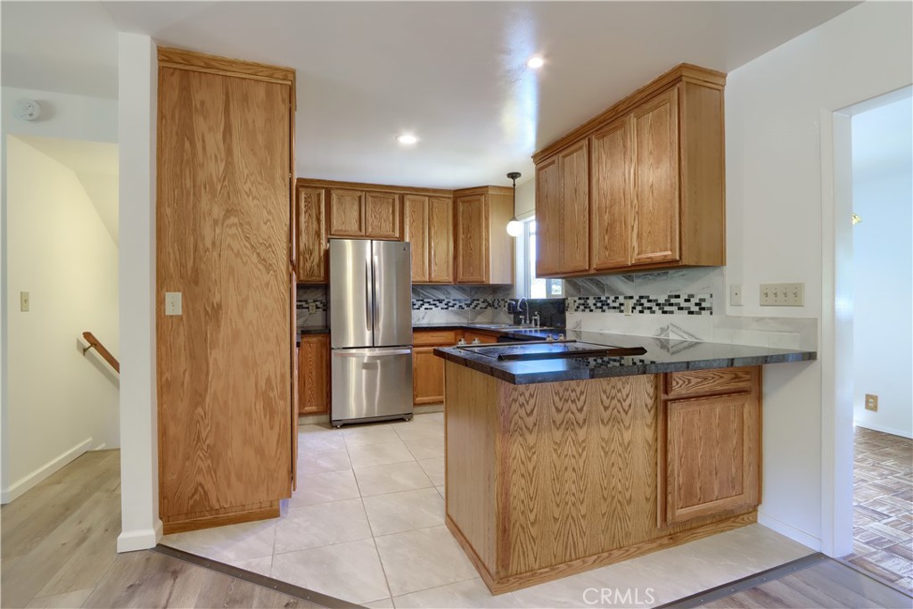 5160 Campbell Property Photo 9