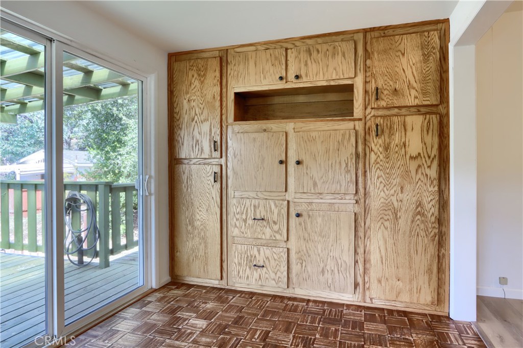 5160 Campbell Property Photo 15