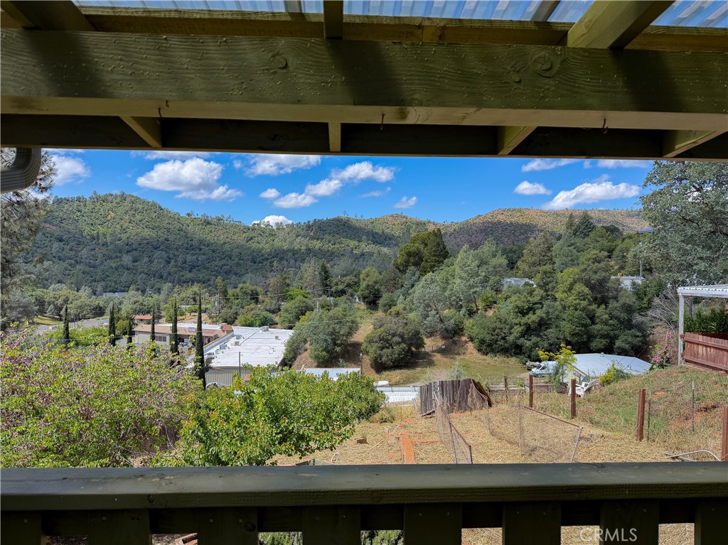 5160 Campbell Property Photo 18