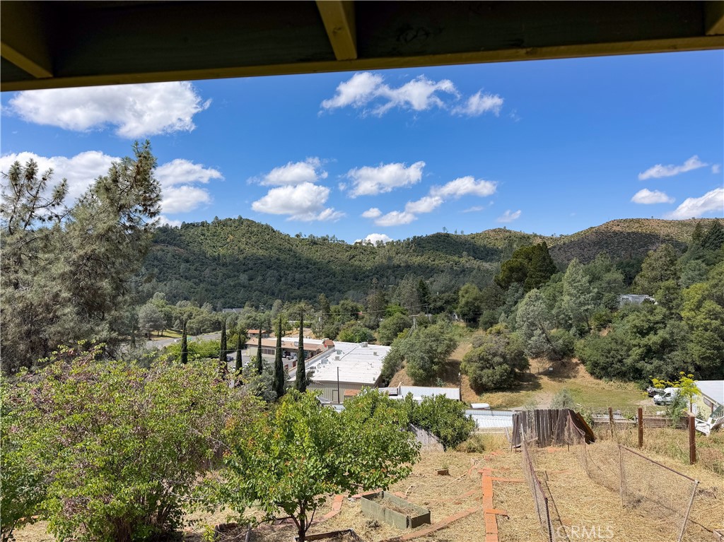 5160 Campbell Property Photo 19