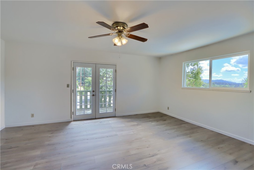5160 Campbell Property Photo 25