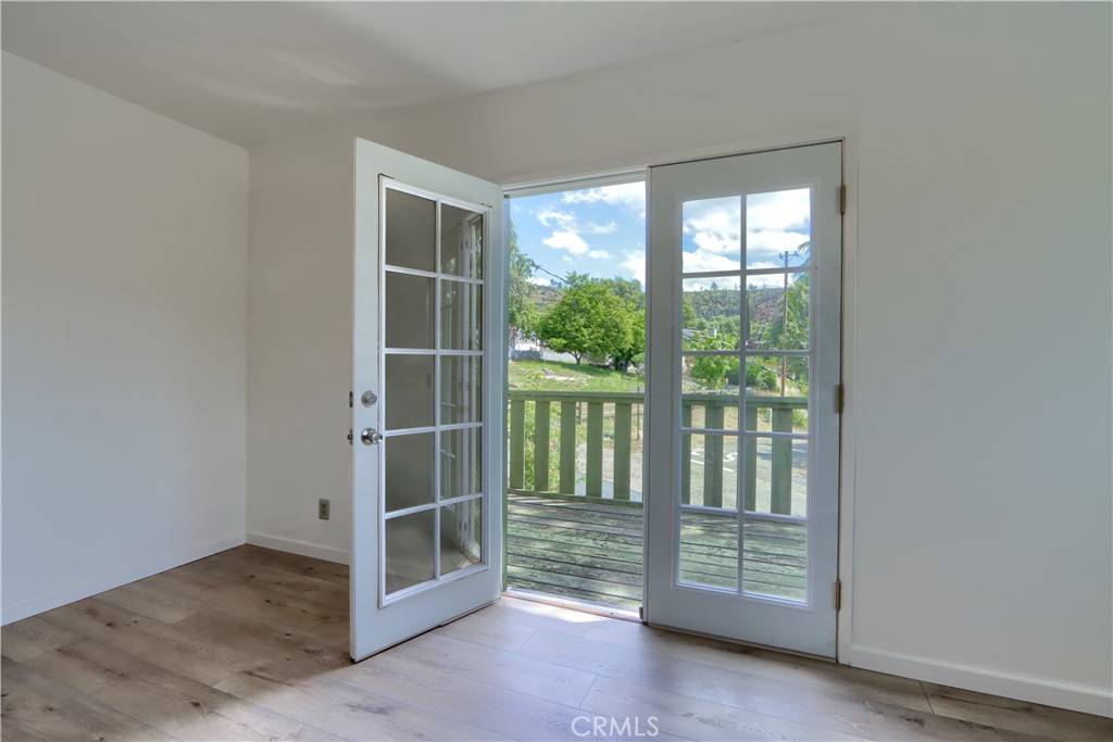 5160 Campbell Property Photo 26