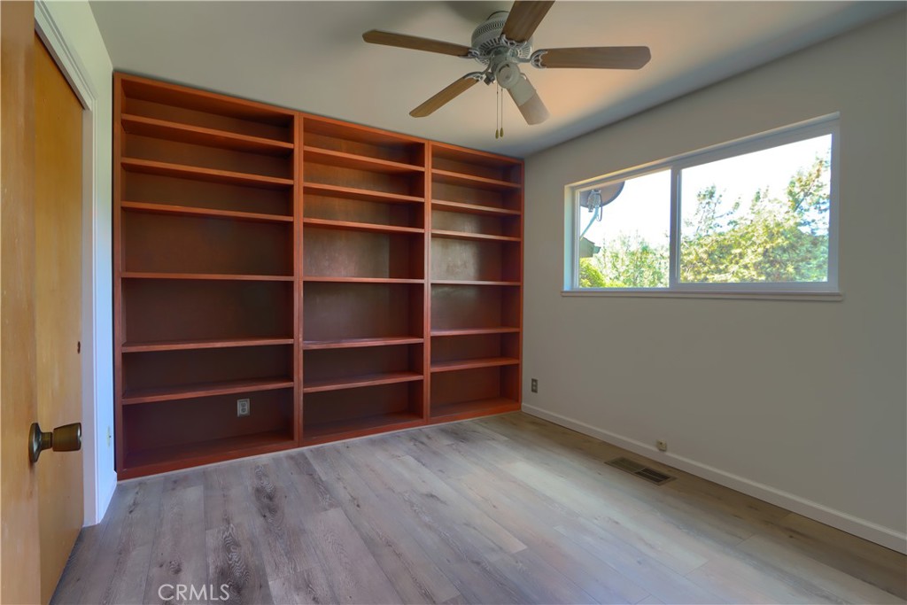 5160 Campbell Property Photo 31