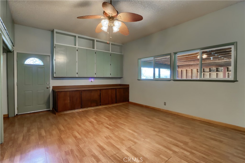 5160 Campbell Property Photo 34