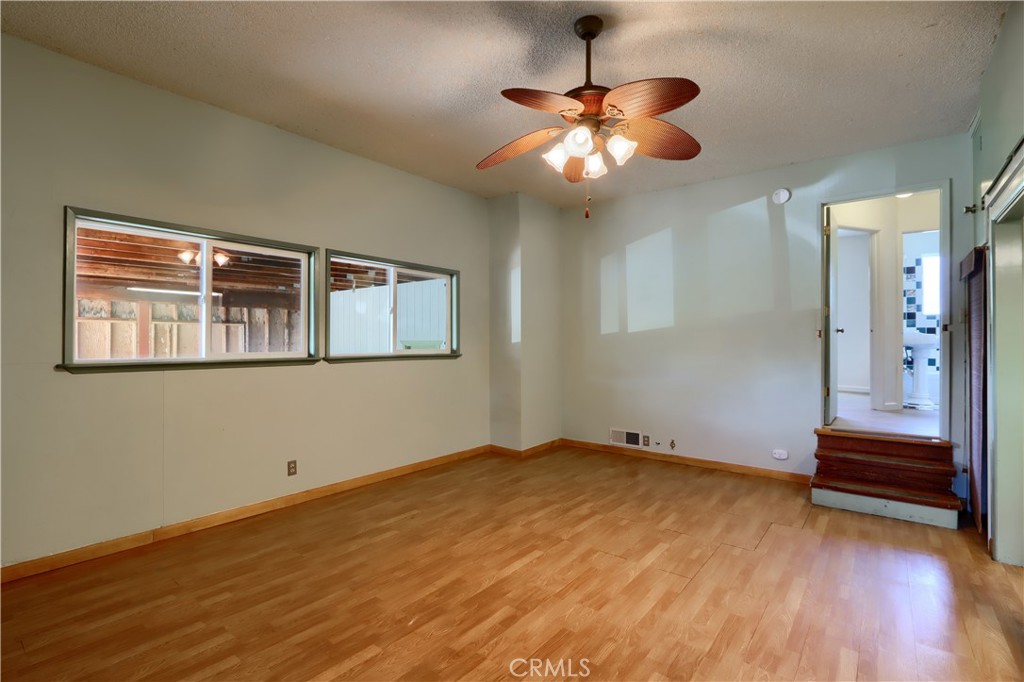 5160 Campbell Property Photo 35