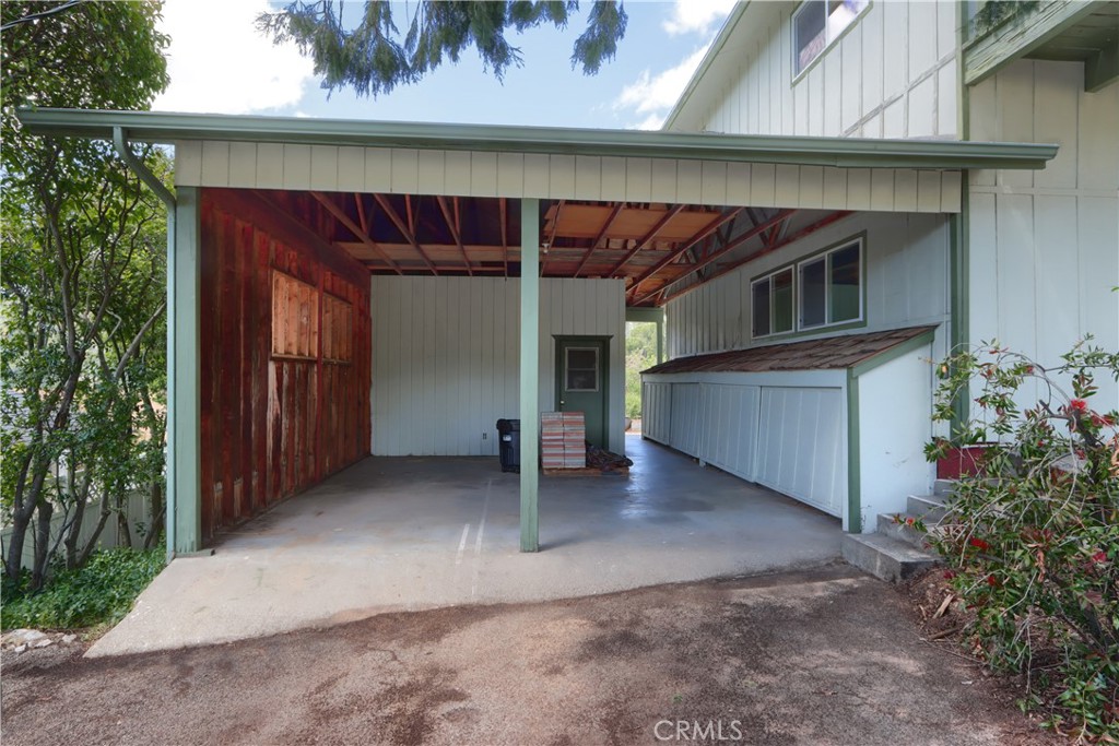 5160 Campbell Property Photo 40