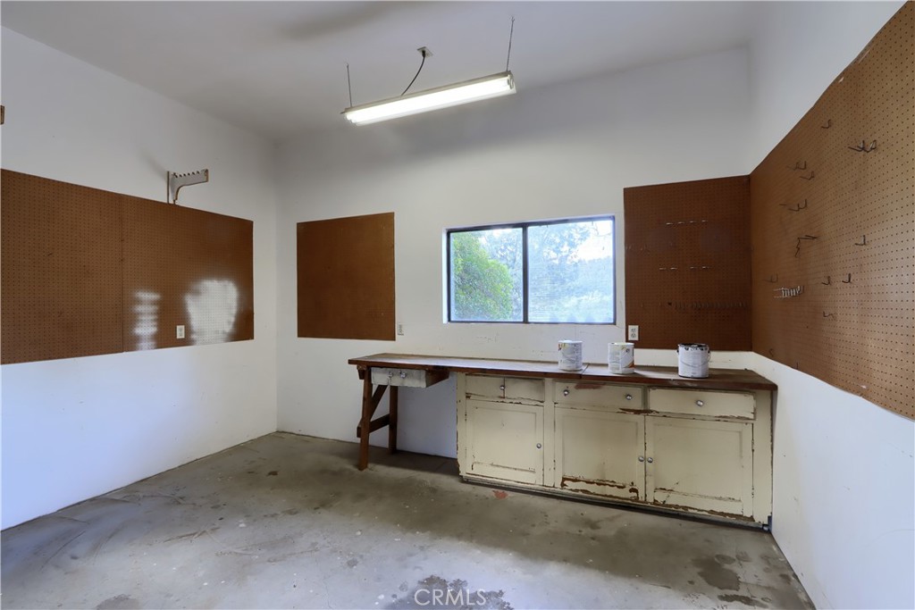 5160 Campbell Property Photo 41