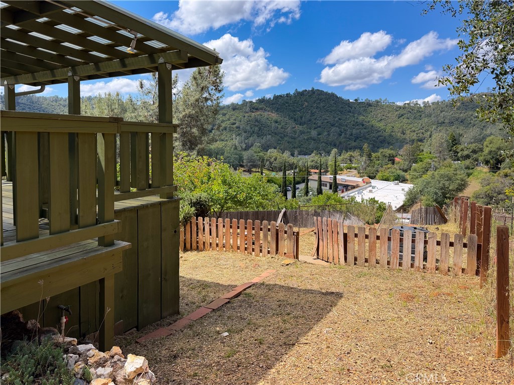 5160 Campbell Property Photo 44