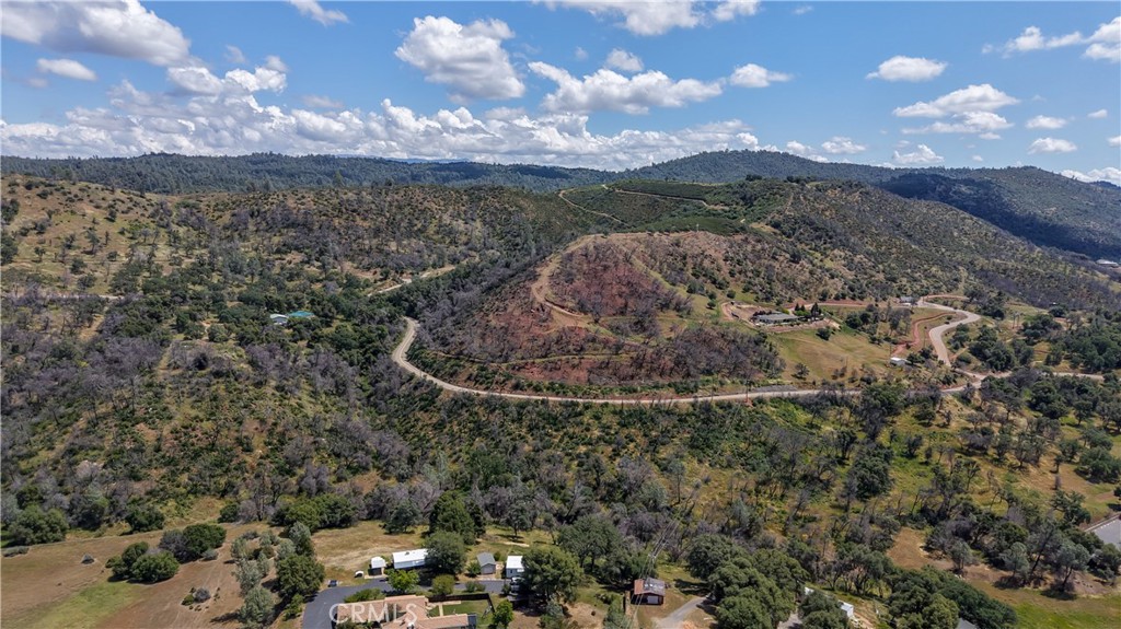 5160 Campbell Property Photo 54