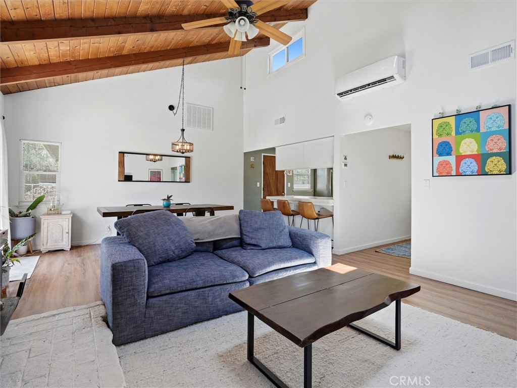 45744 N Oakview Property Photo 4
