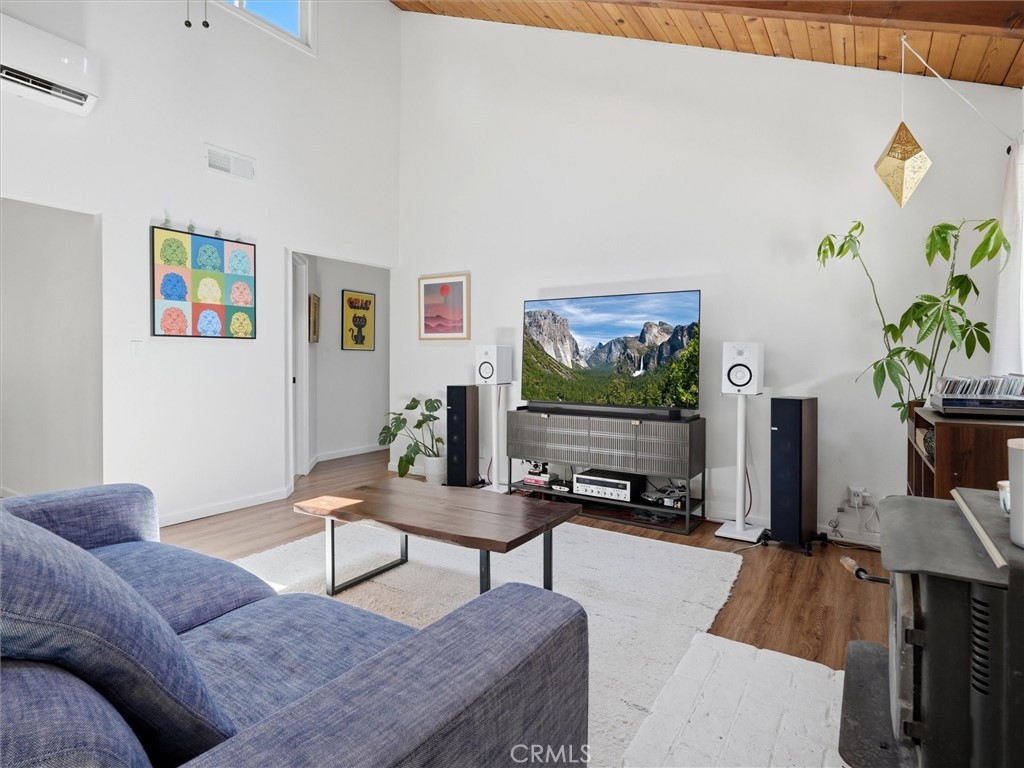 45744 N Oakview Property Photo 7