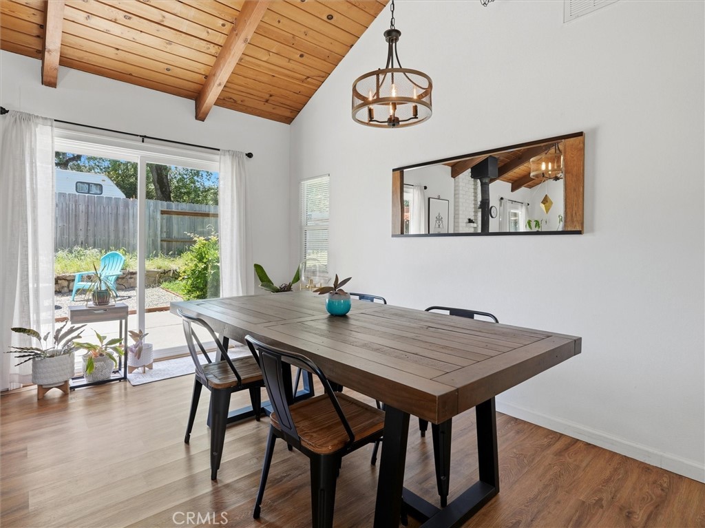45744 N Oakview Property Photo 9