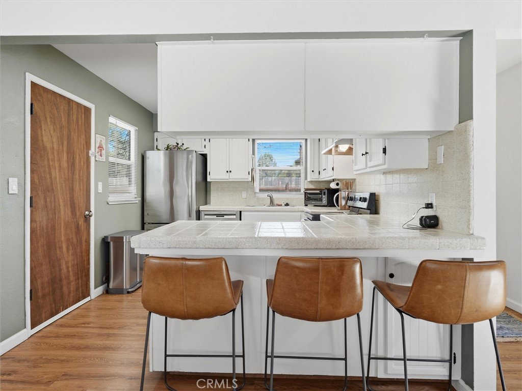 45744 N Oakview Property Photo 10