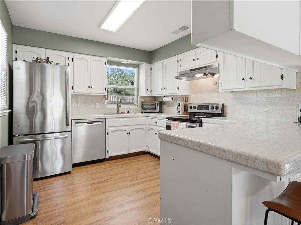 45744 N Oakview Property Photo 11