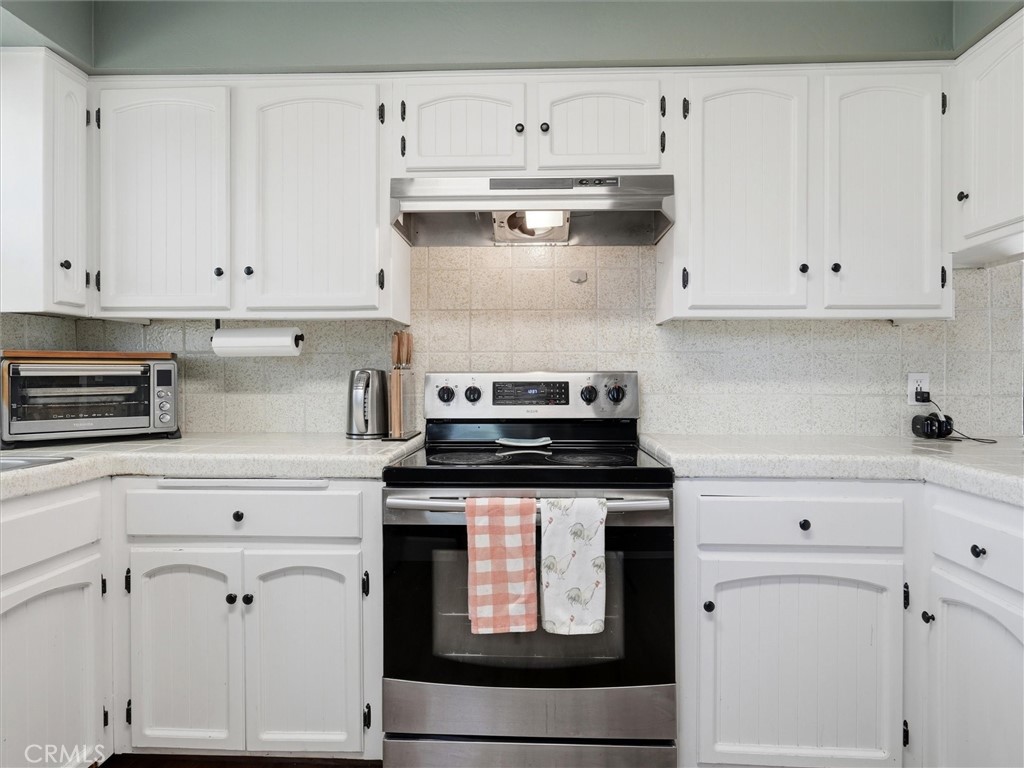 45744 N Oakview Property Photo 12