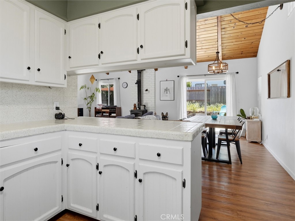 45744 N Oakview Property Photo 14