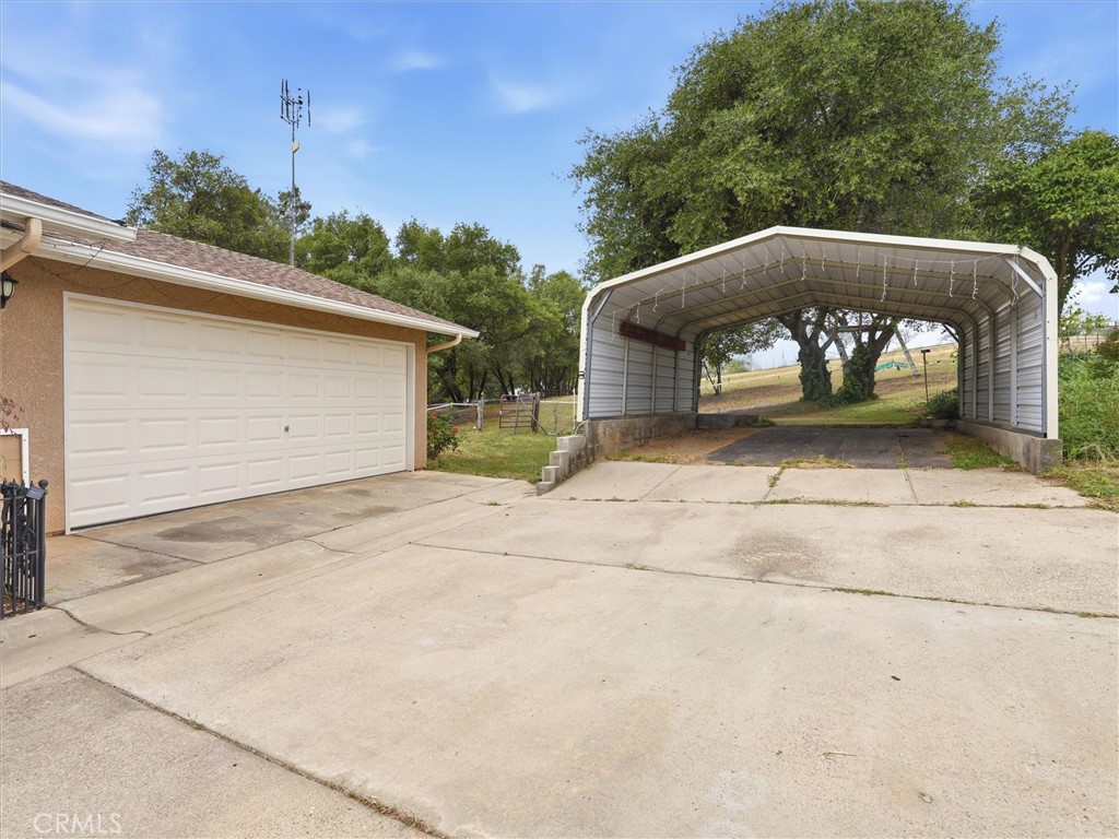 6155 State Highway 49 N Property Photo 3