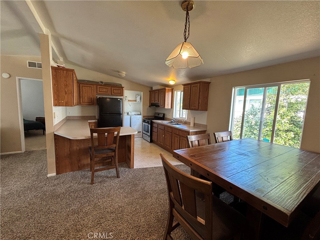 5151 Jones Street Property Photo 9