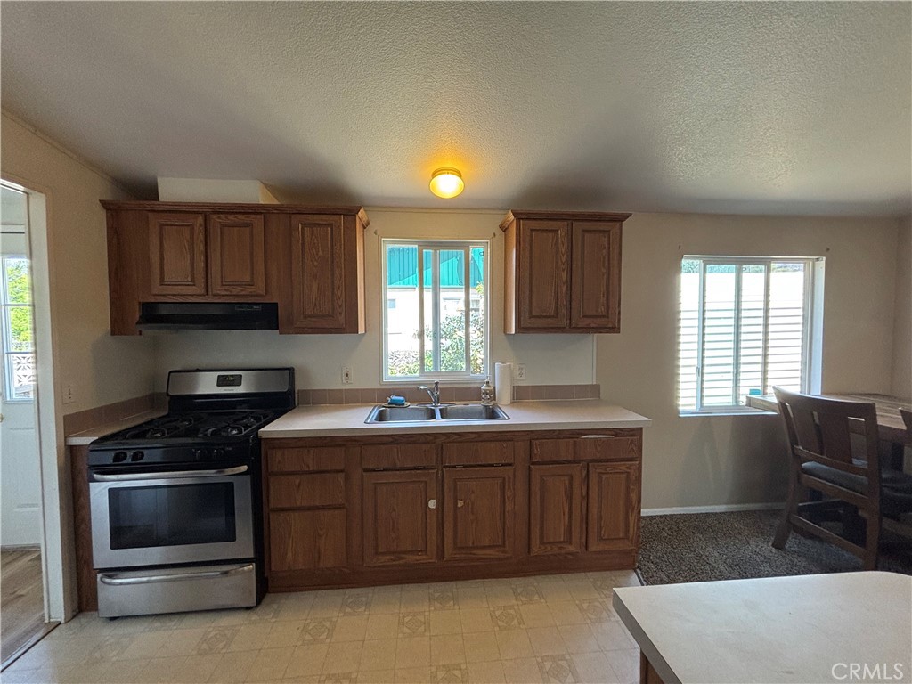 5151 Jones Street Property Photo 11